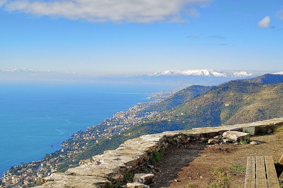 Sentiero panoramico sulle alture sopra Bogliasco